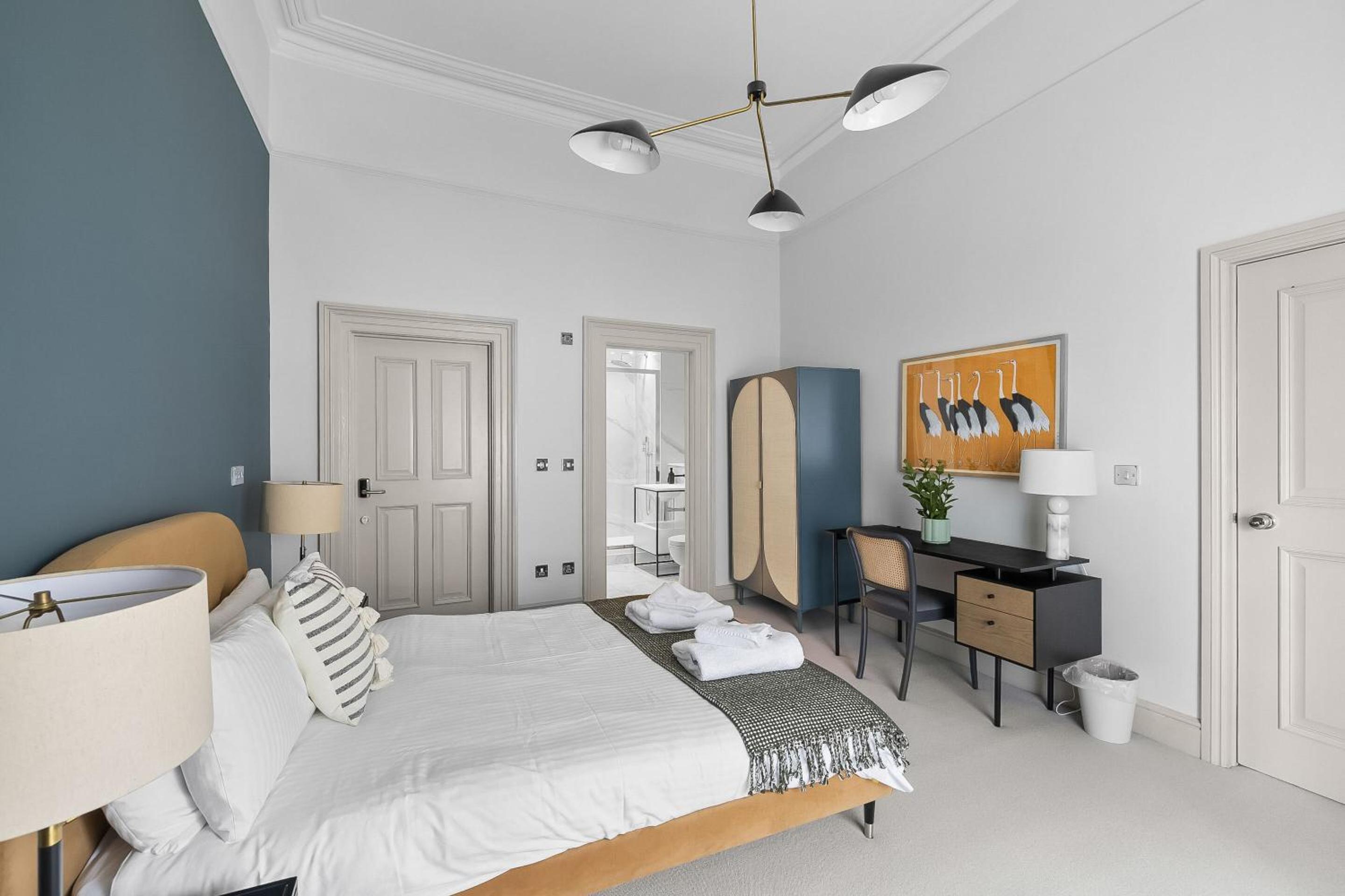 1 Bed - Napier by Pureserviced view 4
