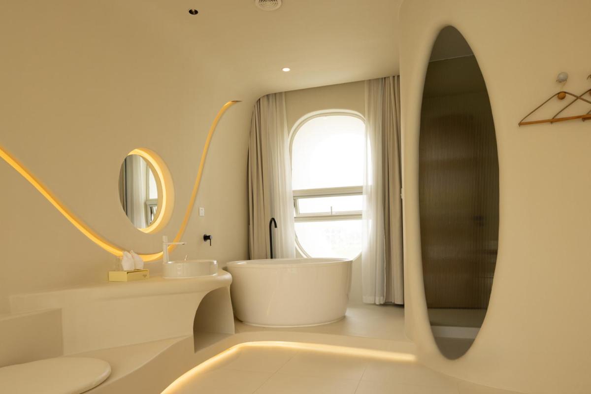 Shanghai Mira Chateau Vacation Homestay