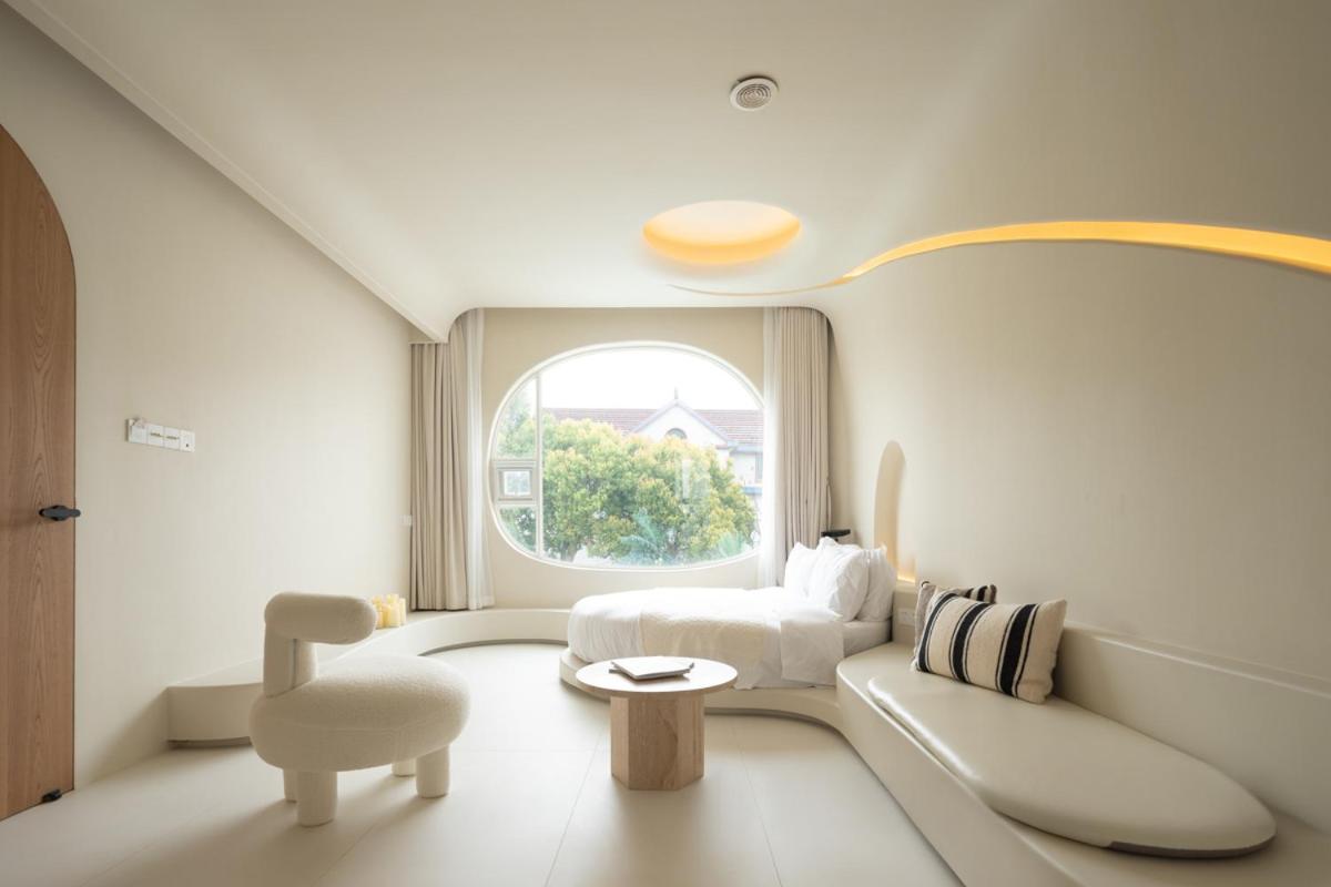 Shanghai Mira Chateau Vacation Homestay