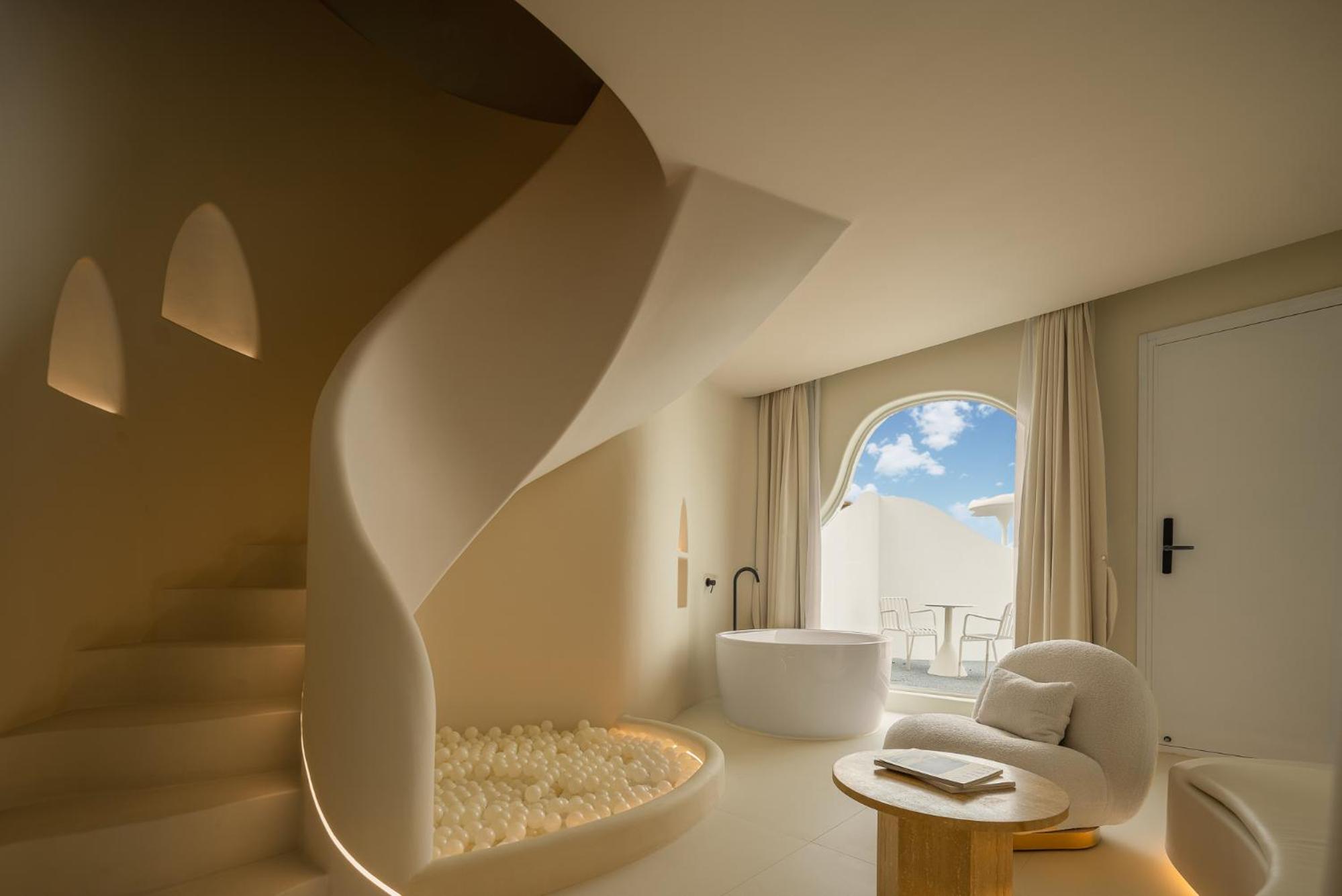 Shanghai Mira Chateau Vacation Homestay