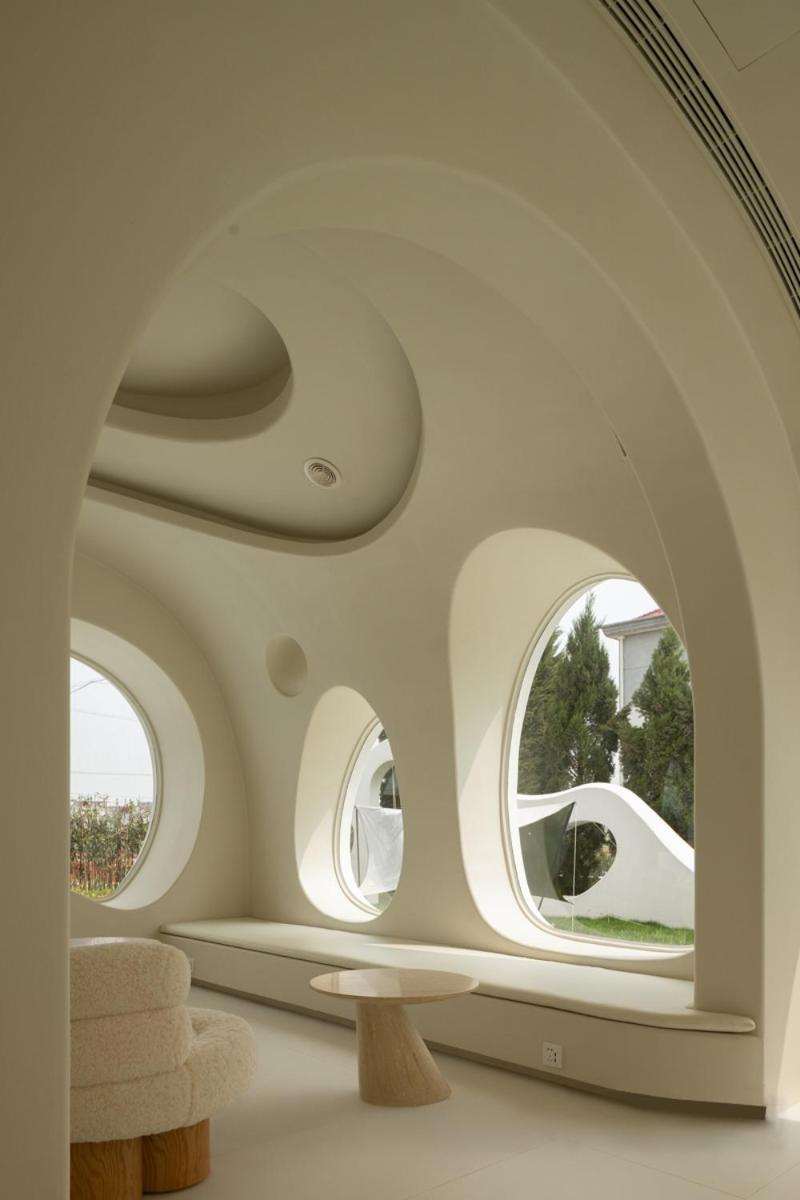 Shanghai Mira Chateau Vacation Homestay