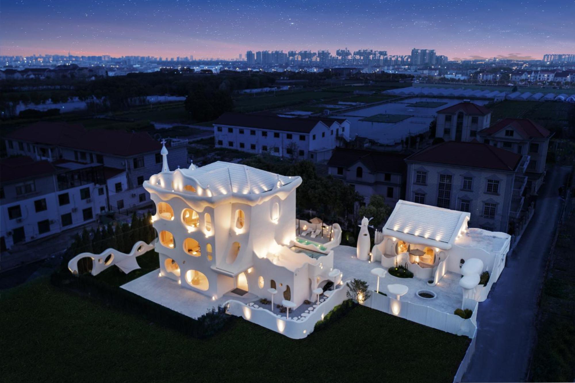 Shanghai Mira Chateau Vacation Homestay