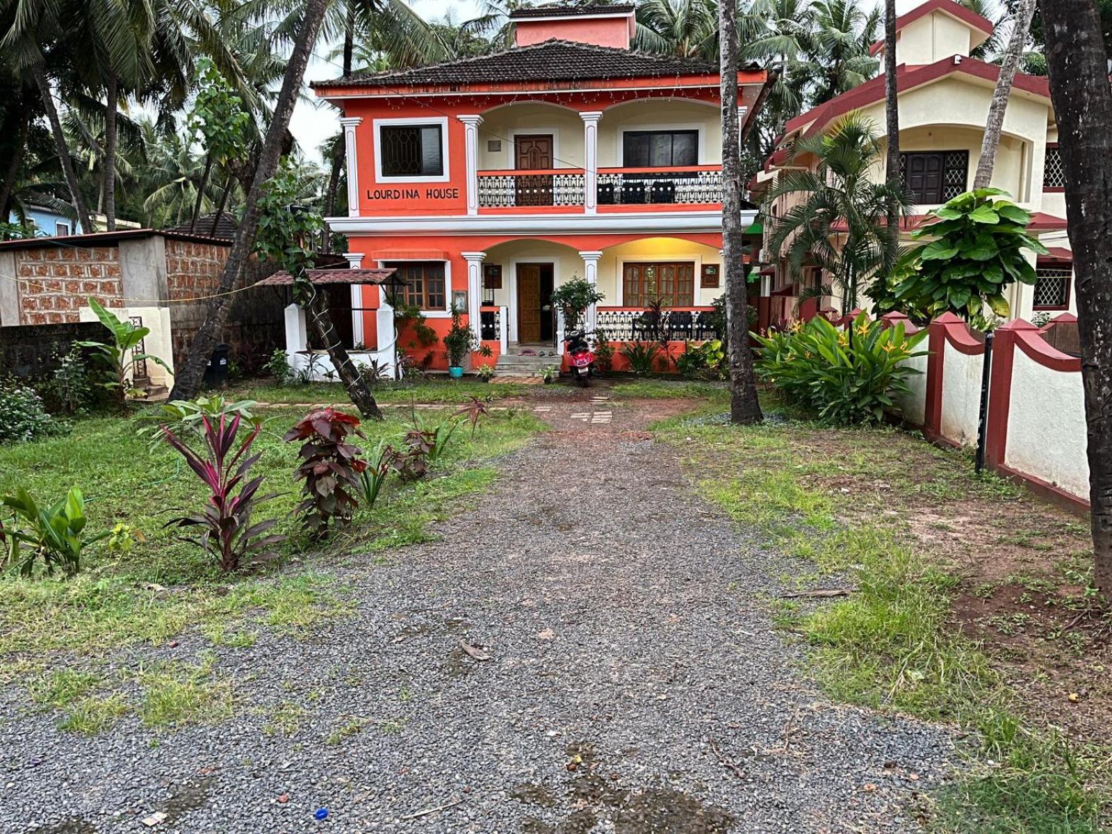 Photo 9