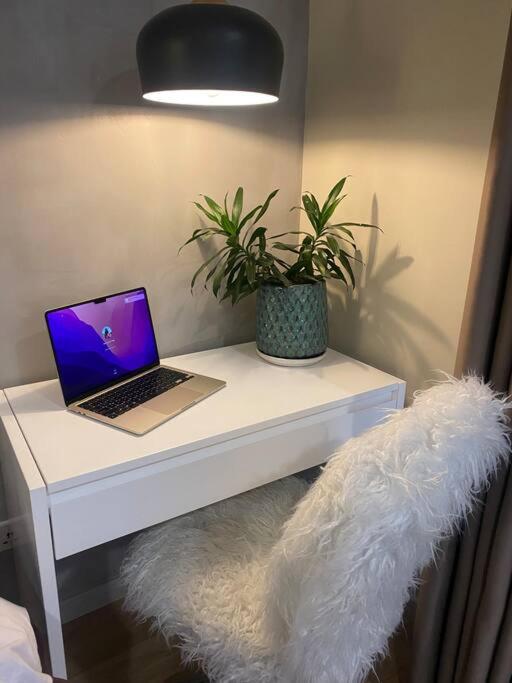 Saigon Luxury 2Bds Central Apartment