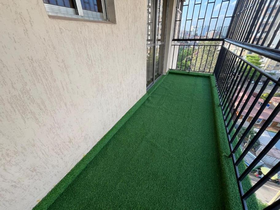 Luxurious 3-bedroom Apartment in Kilimani view 5