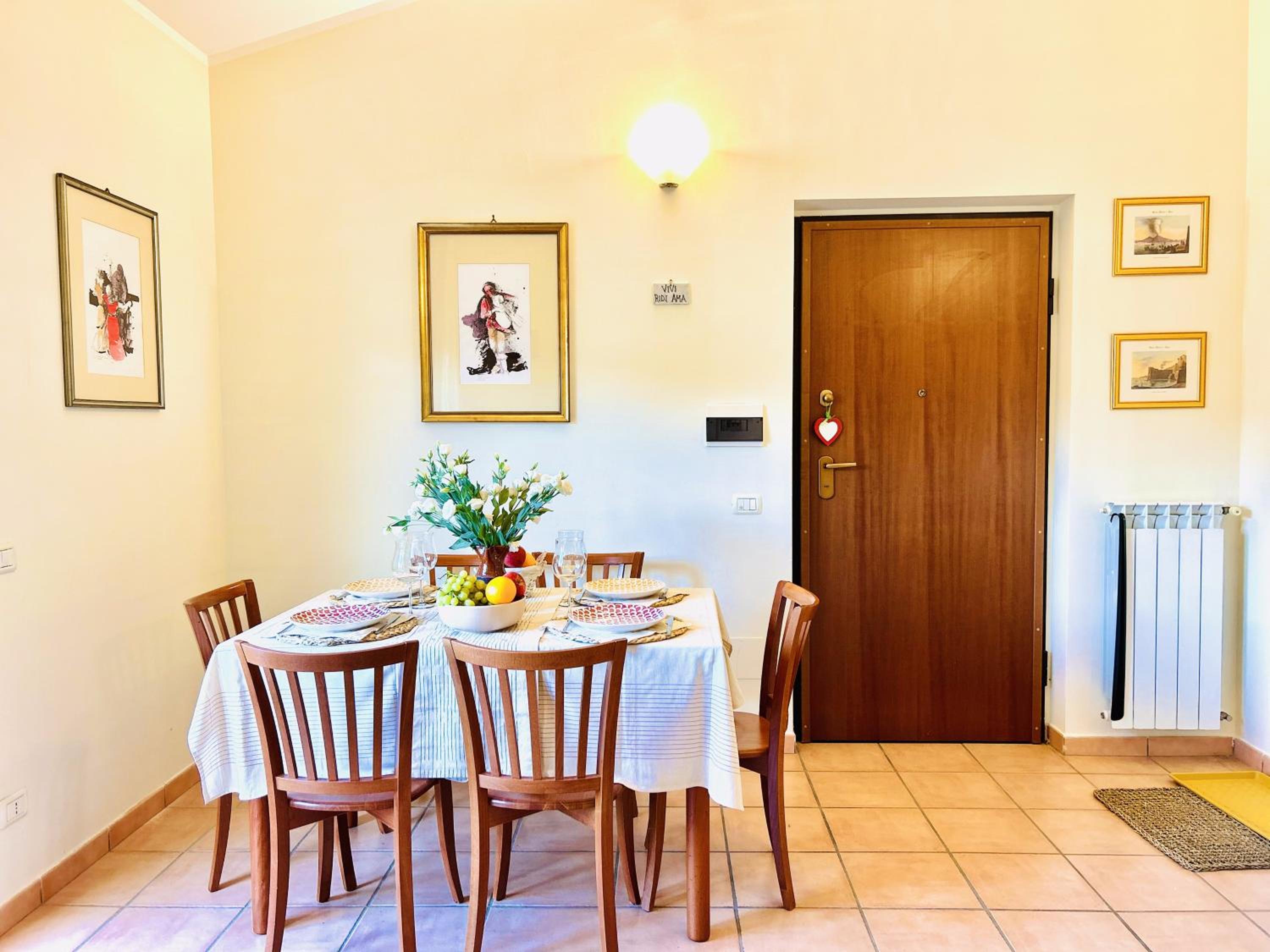 Spazioso appartamento a Fiuggi con 2 camere, 2 balconi e vista montagna view 3
