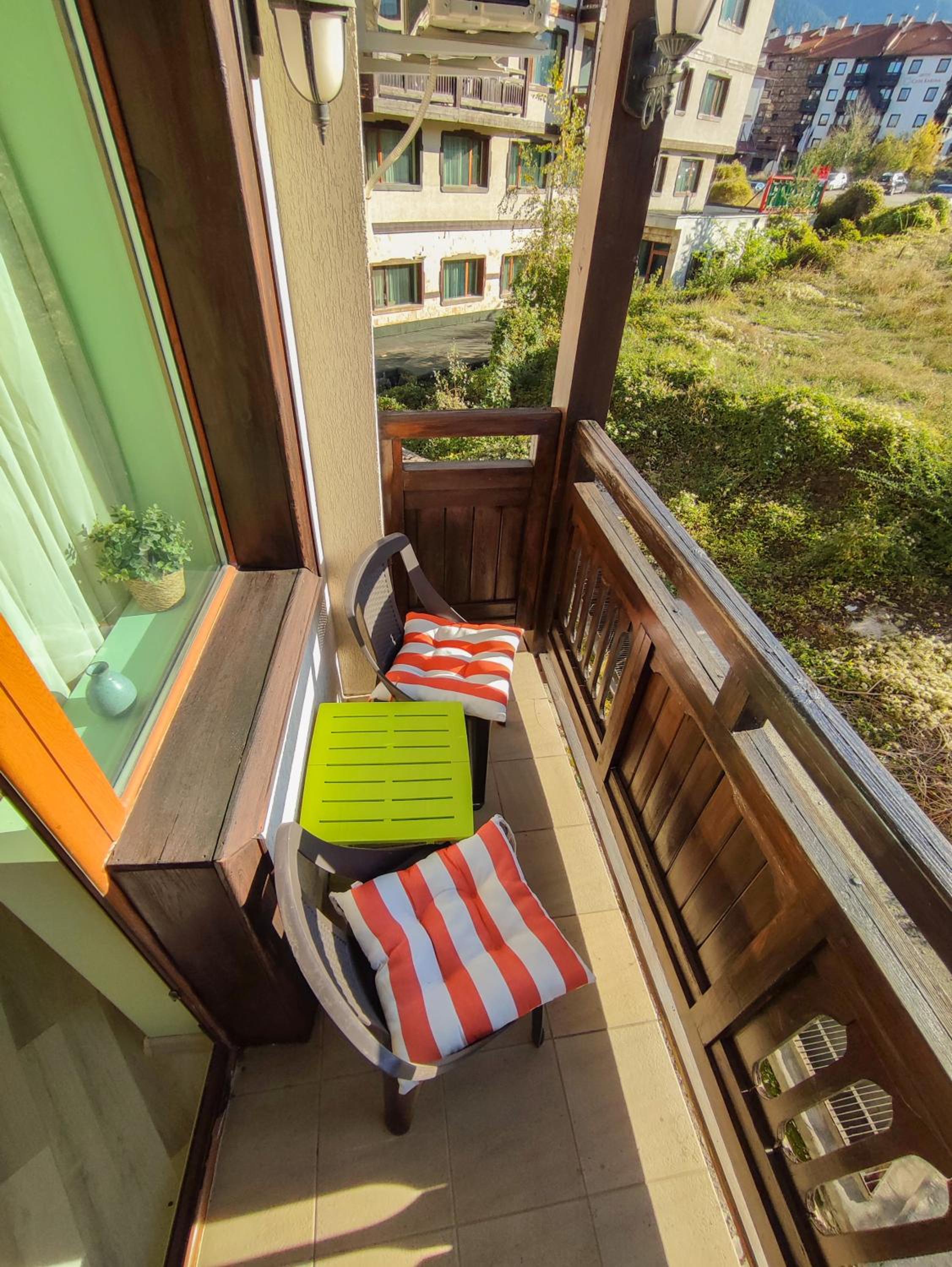DeLuxe Apartment 2OOm from Gondola