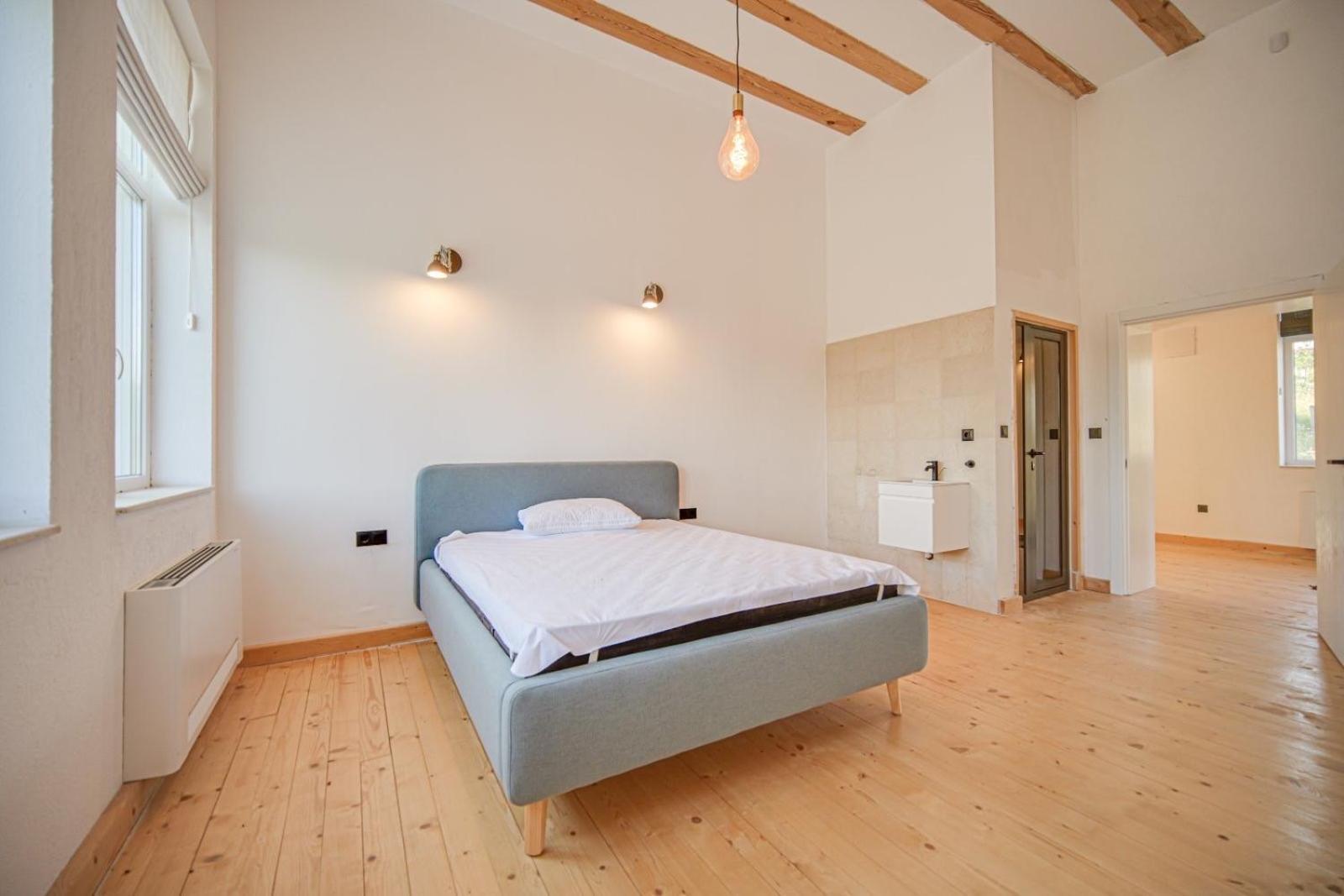 Villa The Old School Plana with Hot Pool & SPA by BookVillaBG