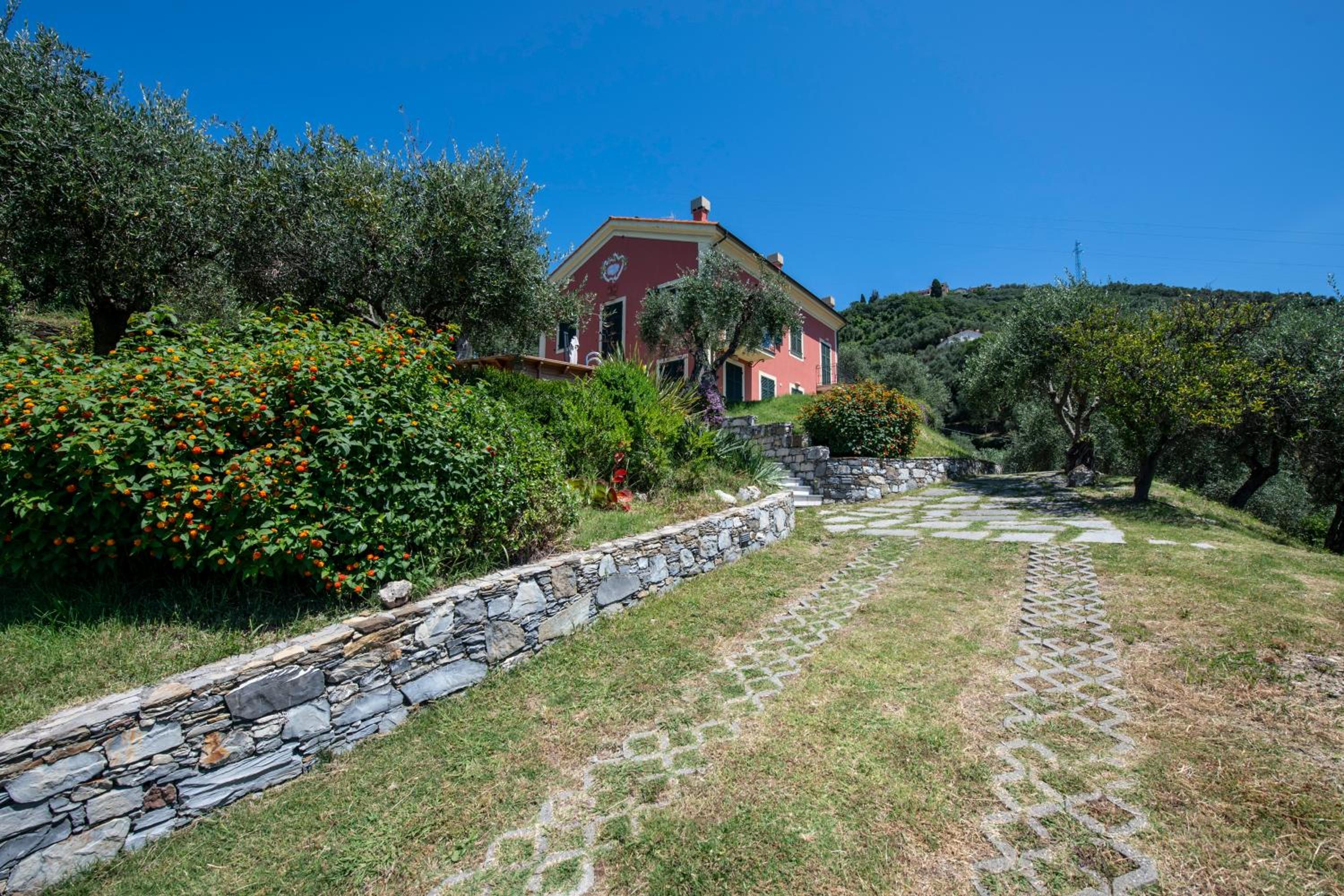 257b - Villetta Maiso - Vista Mare, Giardino e Piscina Privata a 2 minuti di auto dalle spiagge e mare - PARCHEGGIO PRIVATO INCLUSO view 5