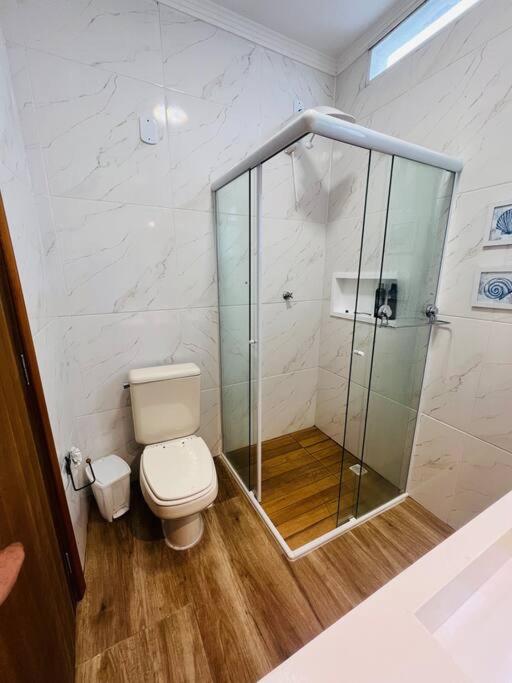 Casa Moderna Em Ilhabela Com Cachoeira