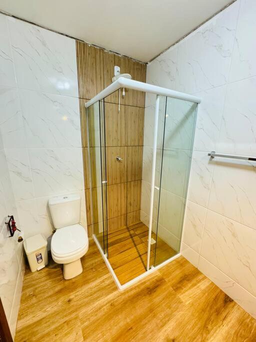 Casa Moderna Em Ilhabela Com Cachoeira