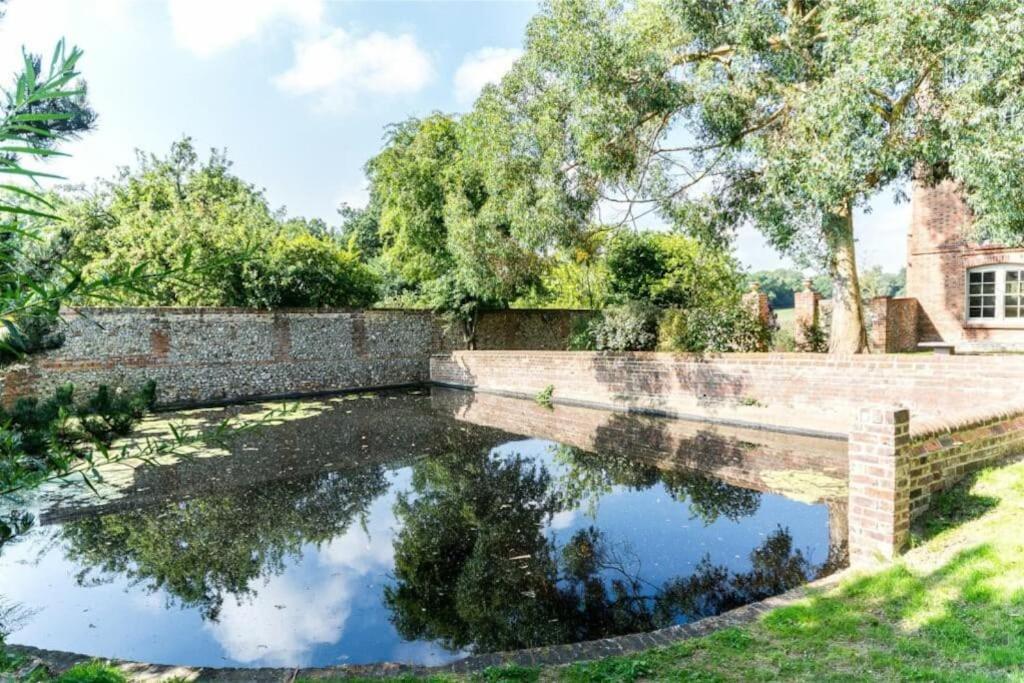 The Charming Countryside Retreat - Property by MJ view 3