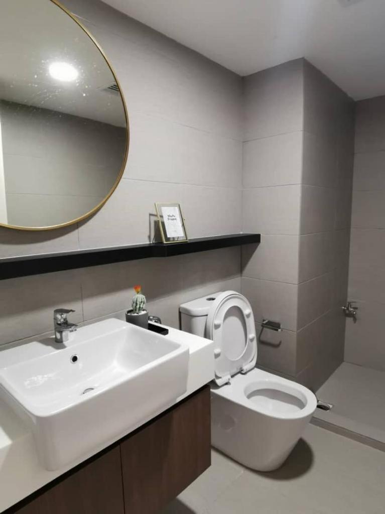 Ekocheras cozy house link MRT shopping mall