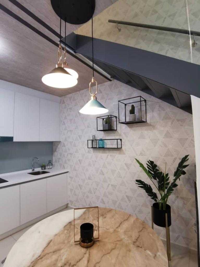 Ekocheras cozy house link MRT shopping mall