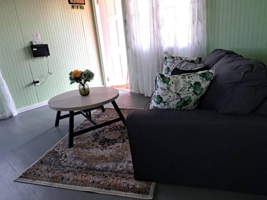 Nevruti's Cottage