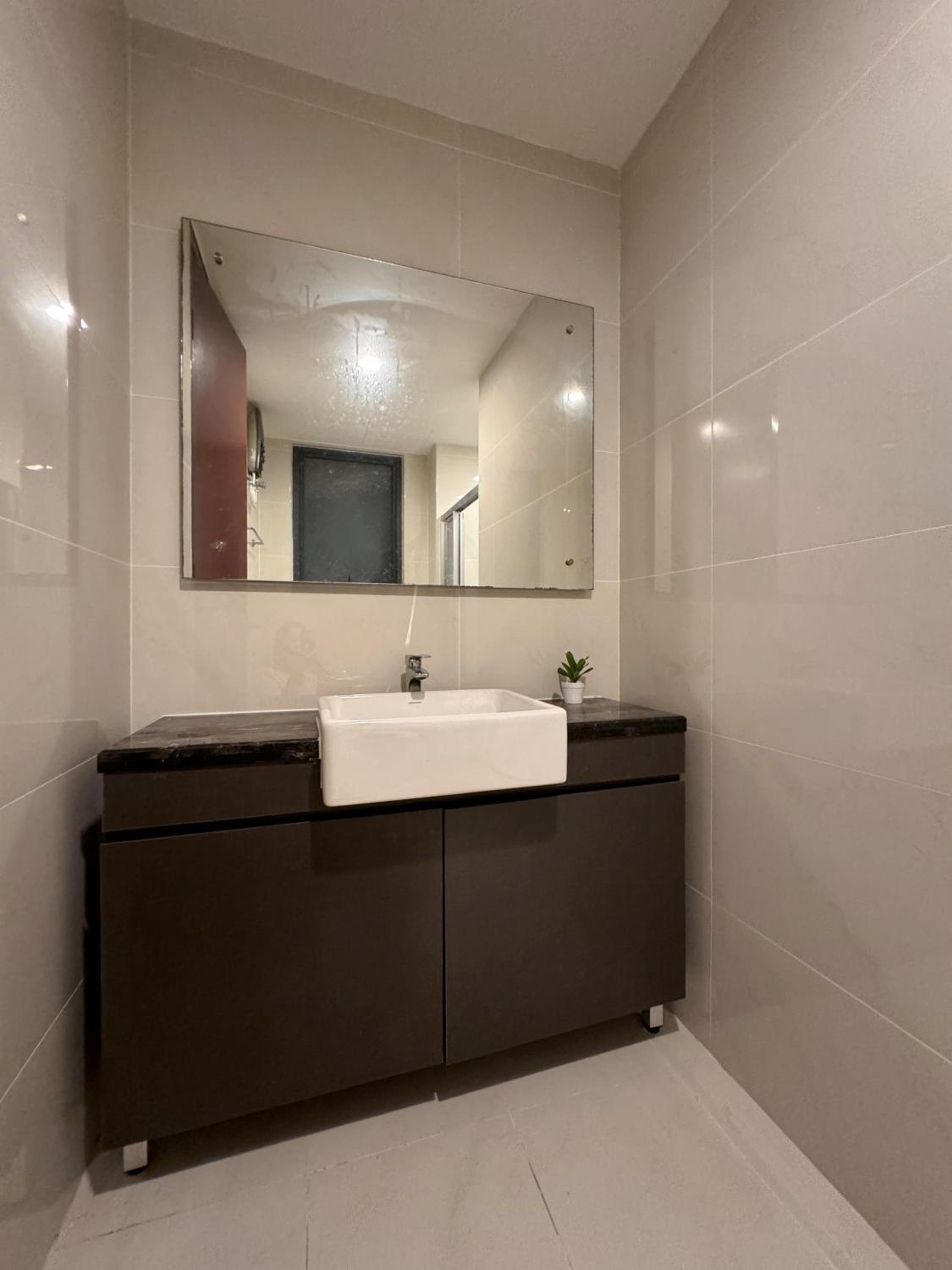 Muji Full Seaview Royal Strand with 2CarParks FOC Netflix Access and Youtube Premium 3Beds 3Bath for 6-12pax by Minshuku