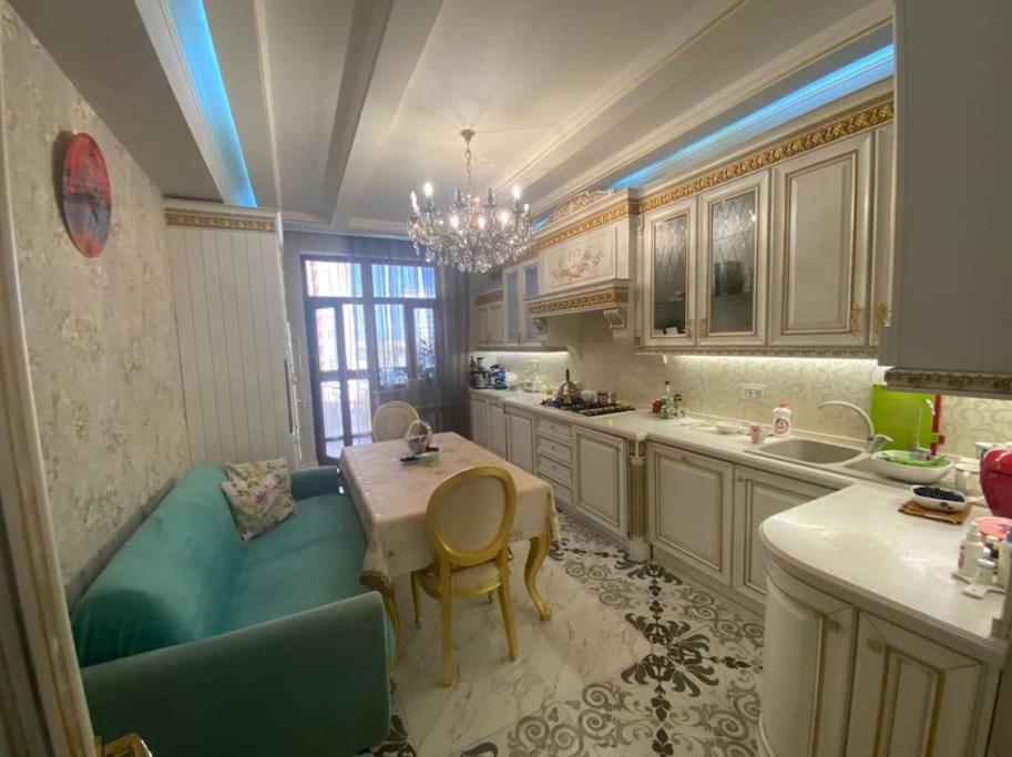 Two-Bedroom Deluxe Apartment with Balcony