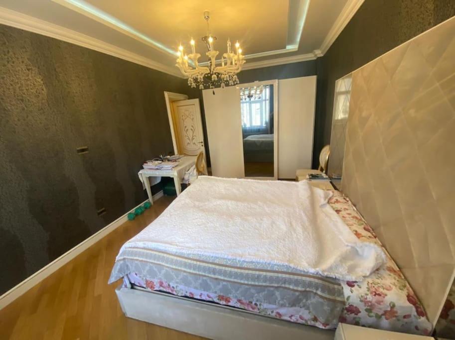 Two-Bedroom Deluxe Apartment with Balcony