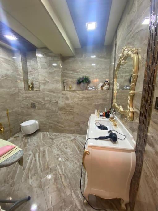 Two-Bedroom Deluxe Apartment with Balcony