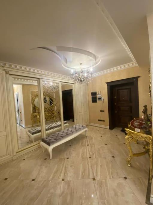 Two-Bedroom Deluxe Apartment with Balcony