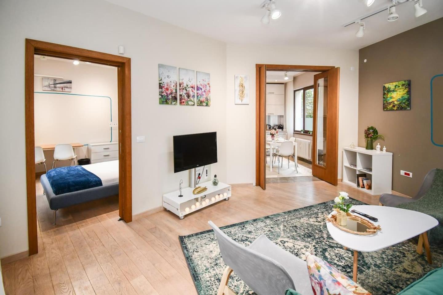 You Will This New Modern & Spacious Apt!