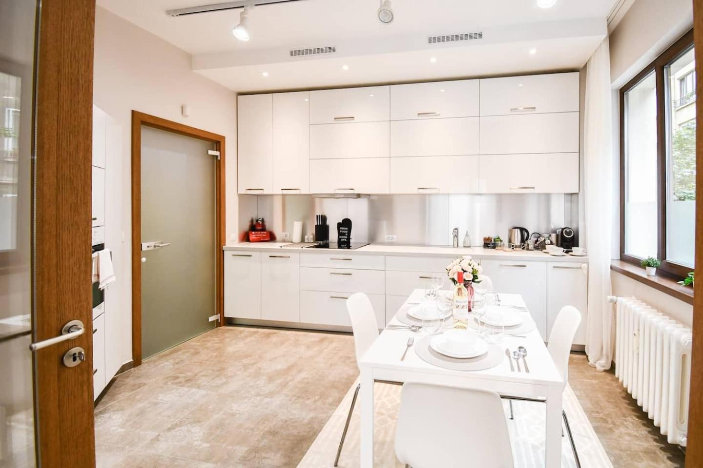 You Will This New Modern & Spacious Apt!