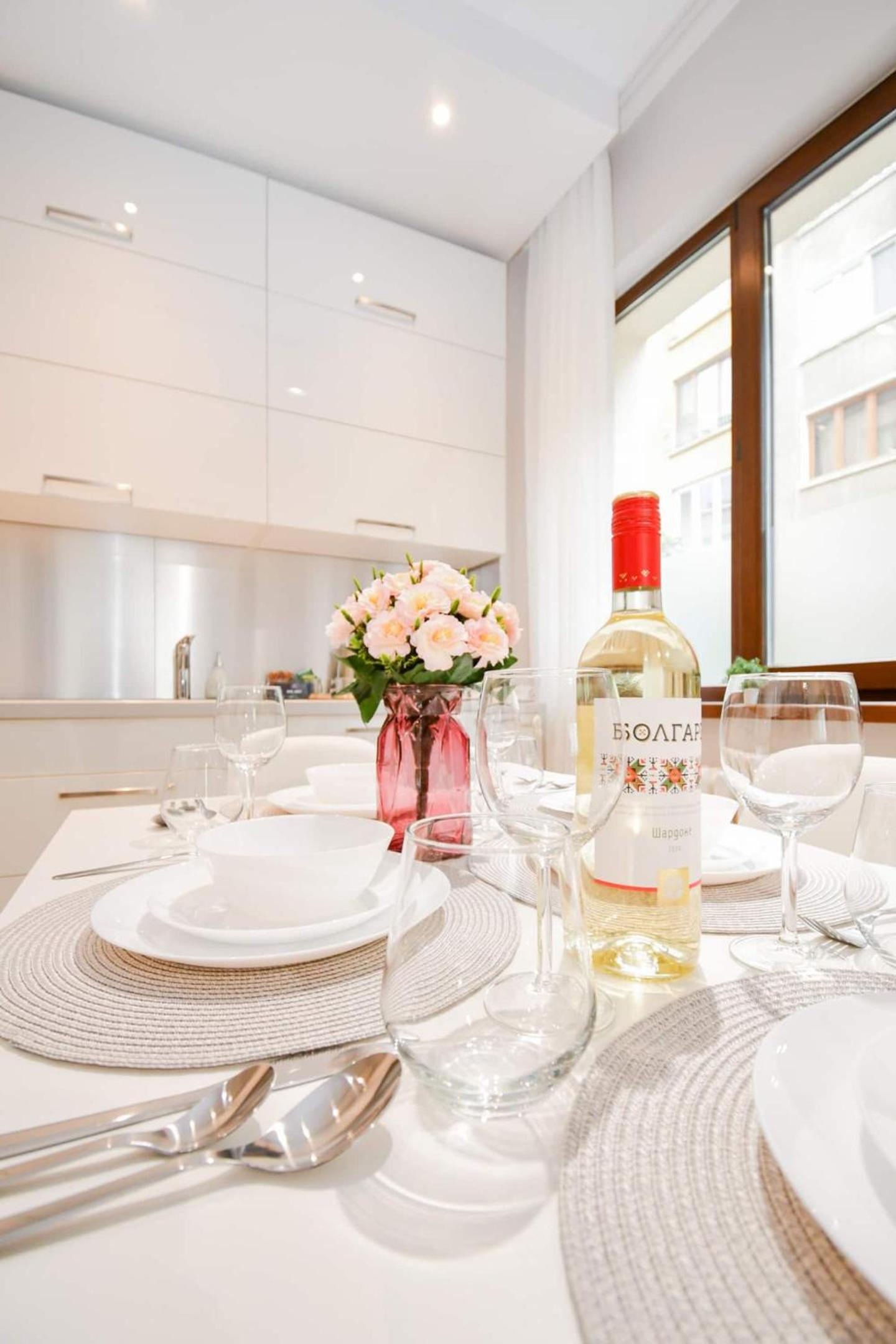 You Will This New Modern & Spacious Apt!