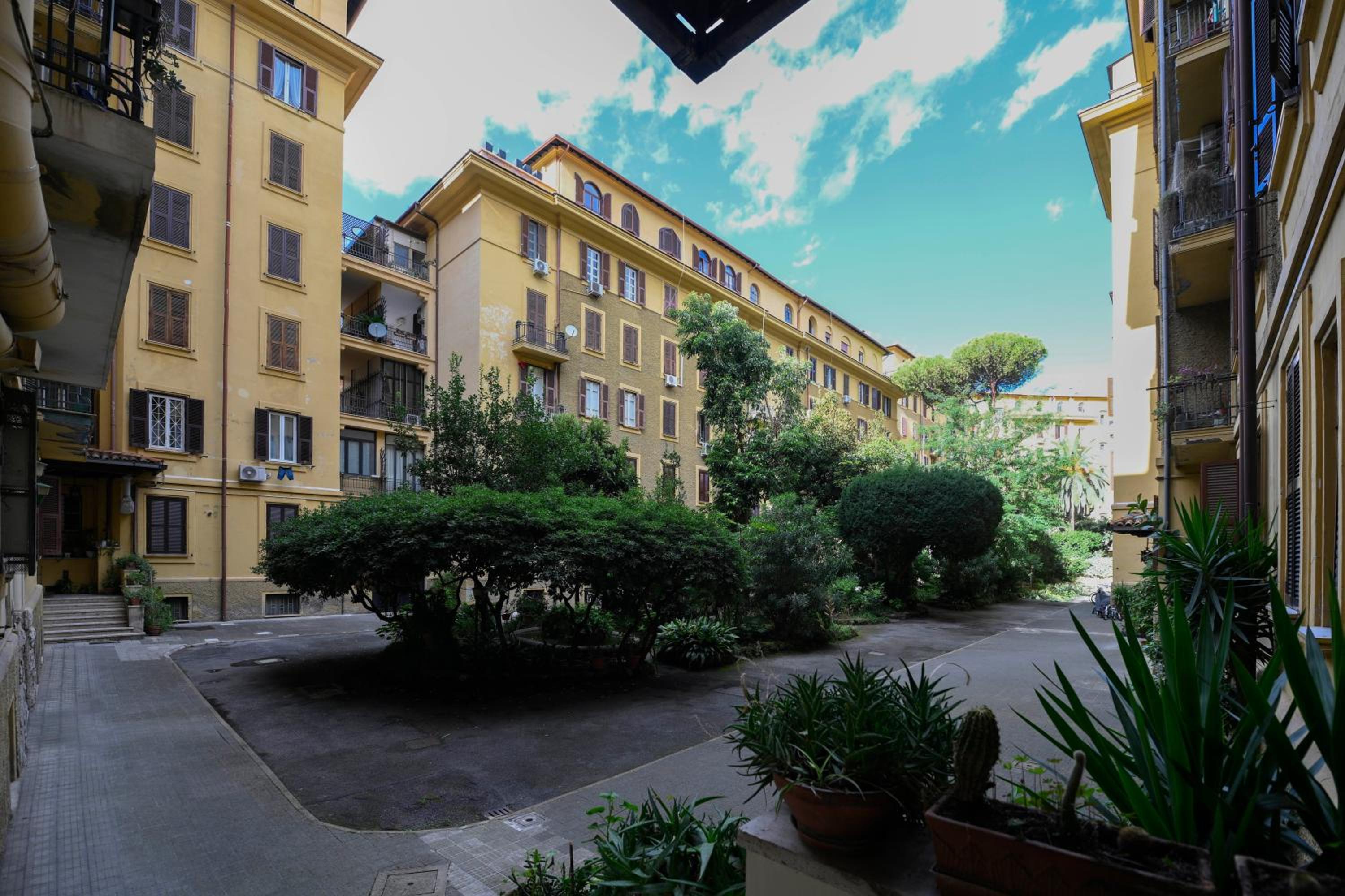 Ferrari 12 Apartment - Vaticano