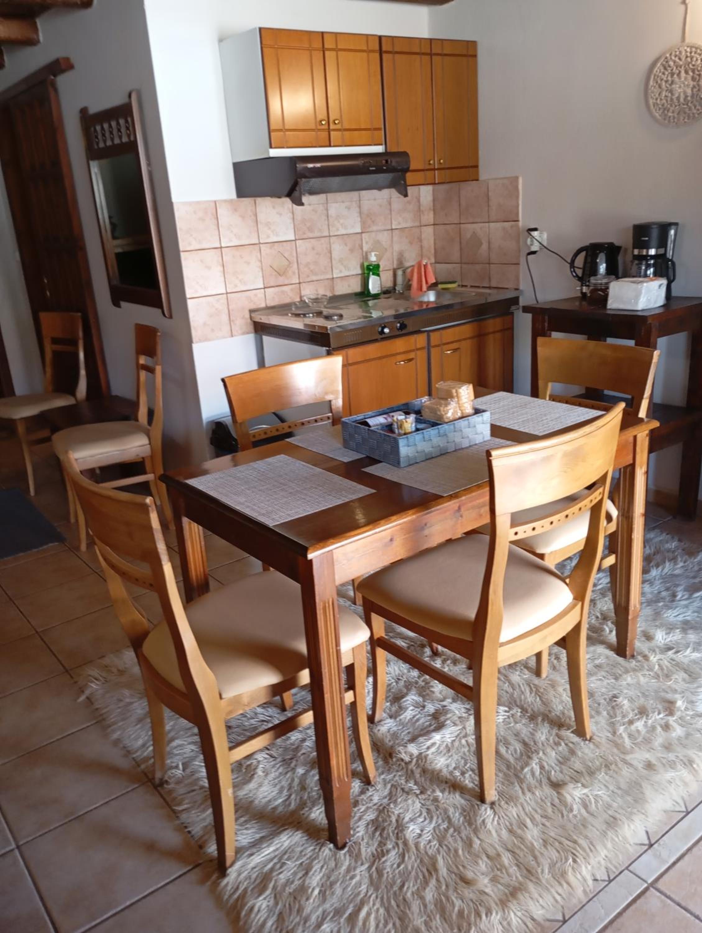Alexander Houses livadi Arachovas view 3
