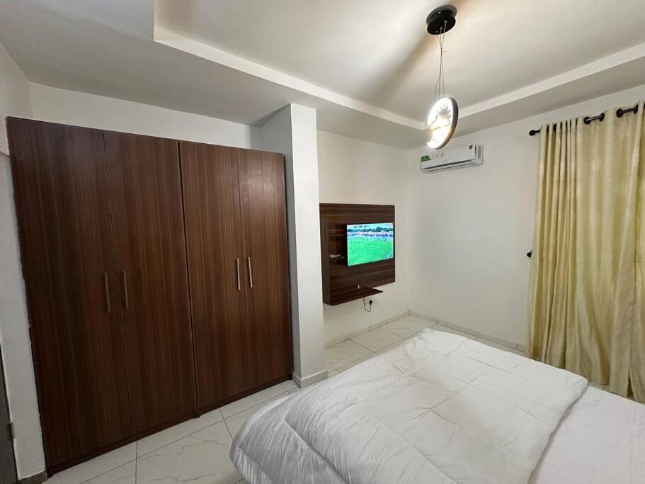 Cozy 1 Bedroom Apartment view 5
