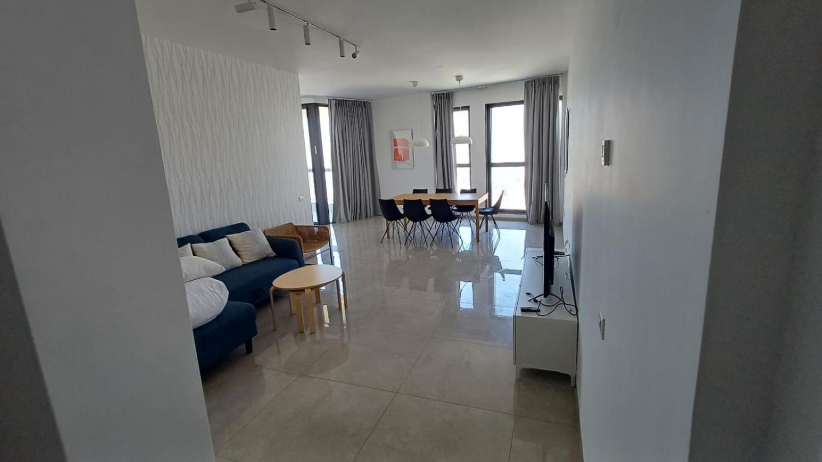 JTower Royal Suites - Alefimmoed