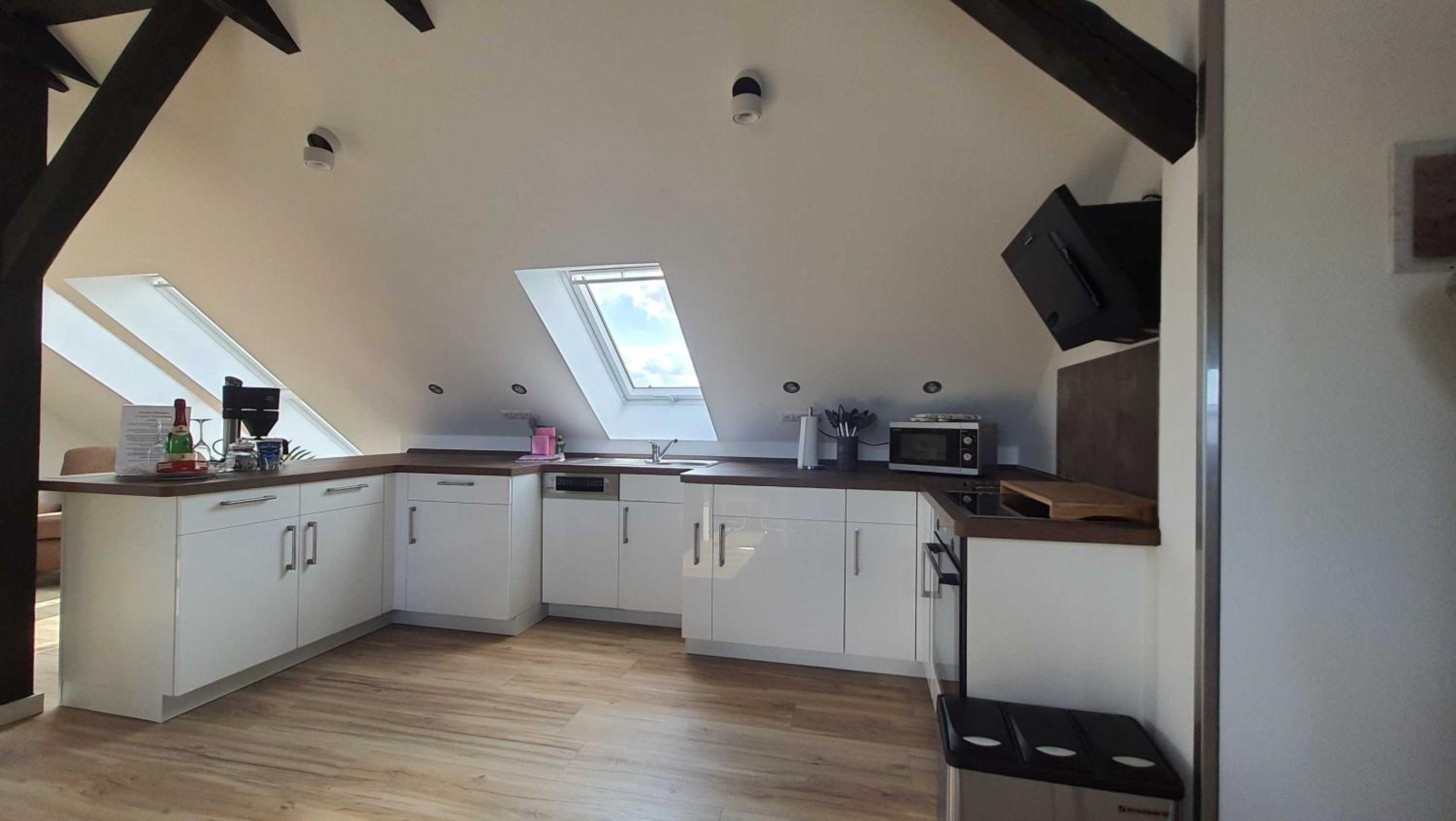 5 Sterne Ferienwohnung Dewichow mit Wasserblick & WLAN