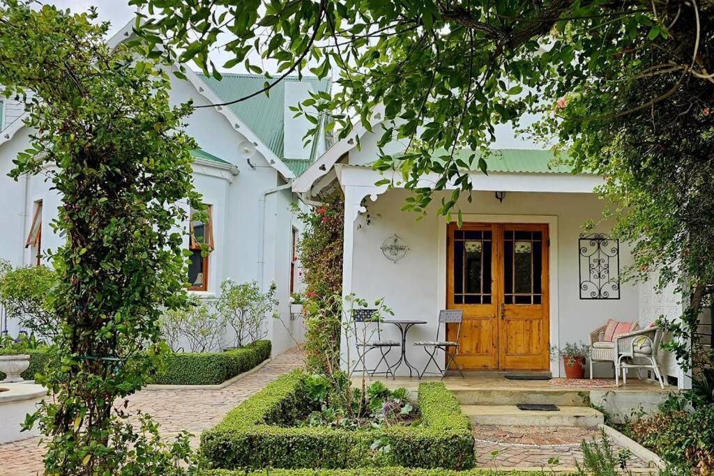 Grey Rabbit Cottage