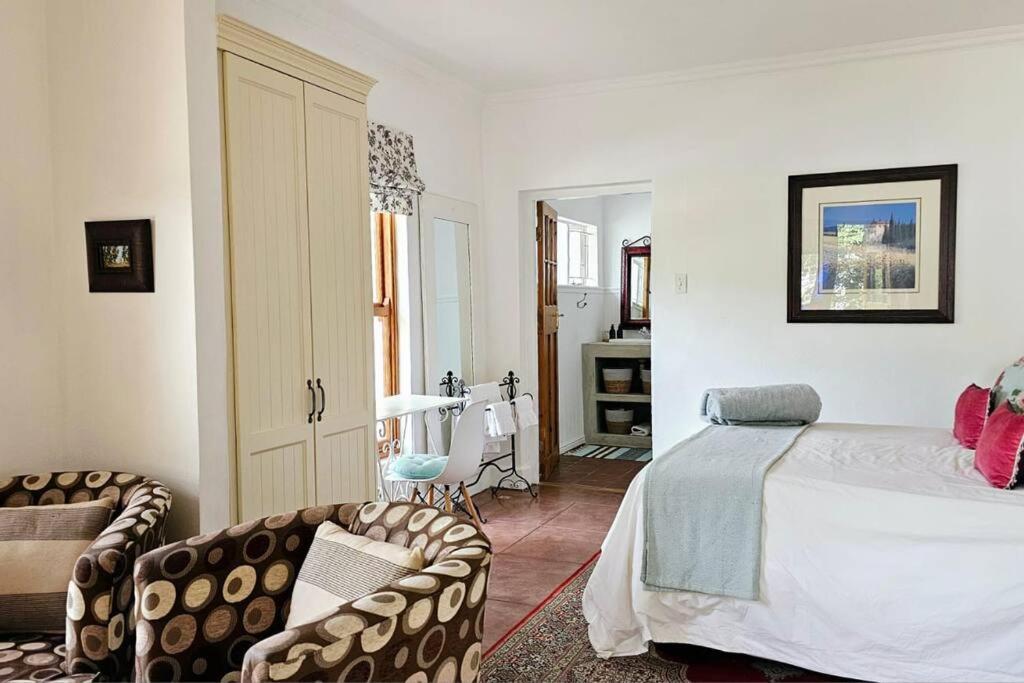 Grey Rabbit Cottage