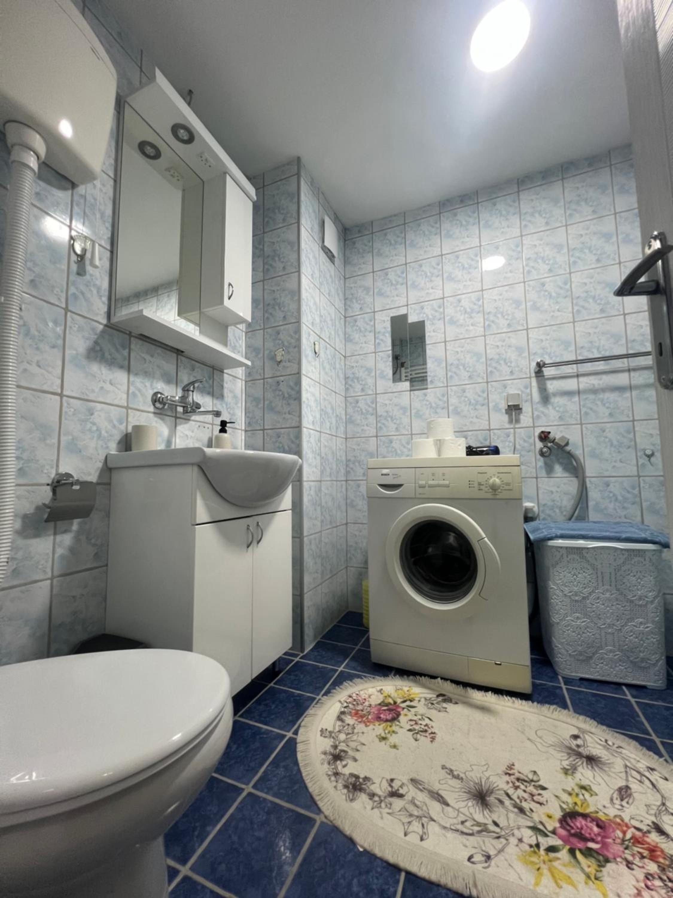 Photo 43