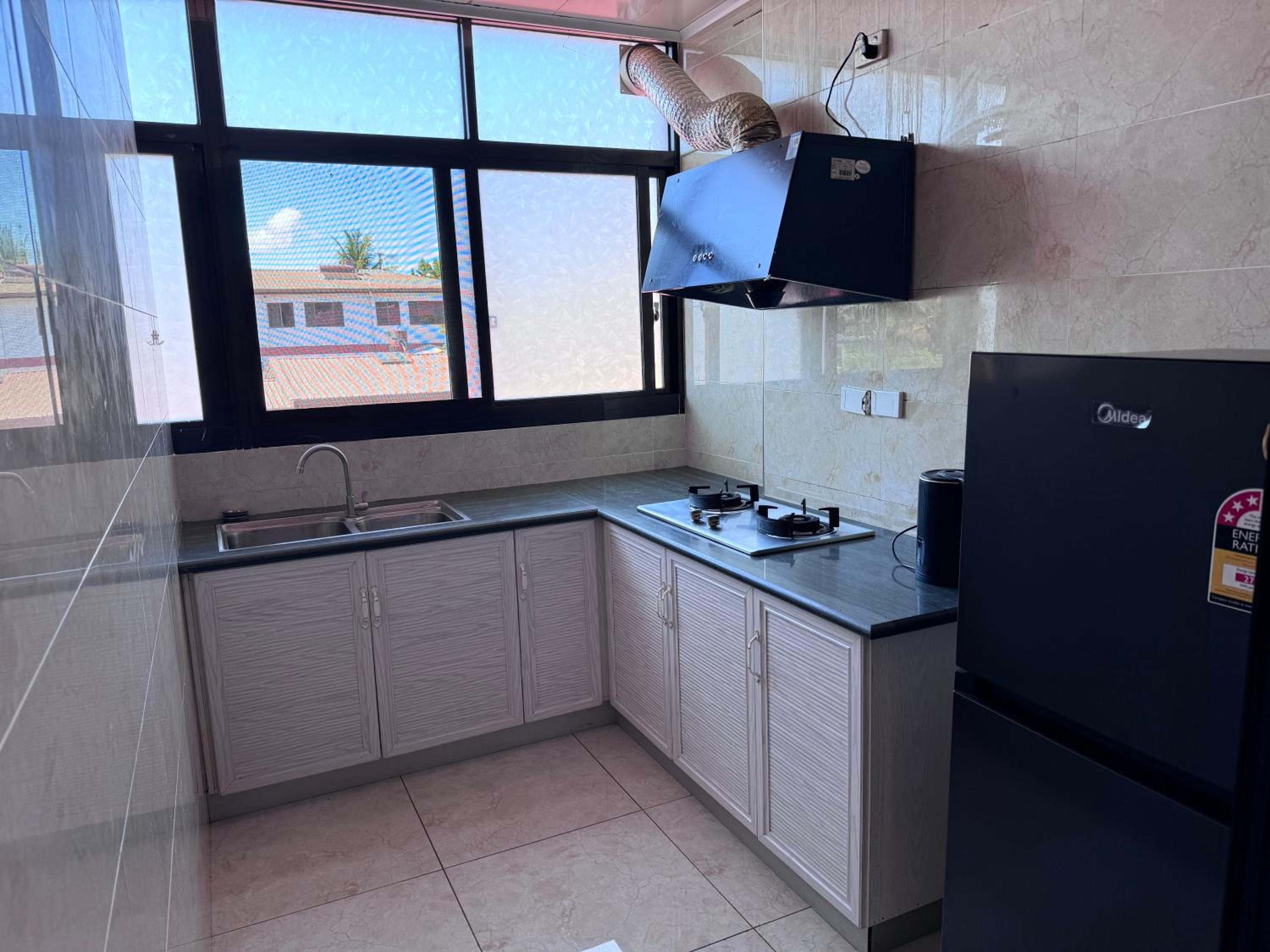 namakaloft A shared kitchen and bathroom