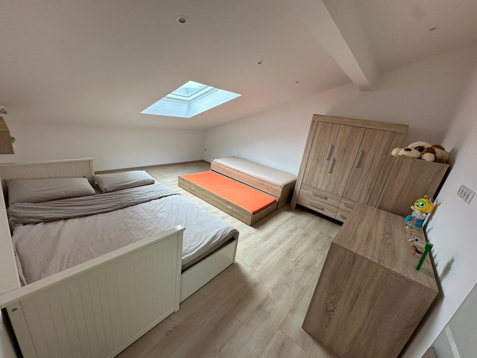 Große FerienWohnung 3 Schlafzimmer Neubau Gästehaus 120m2