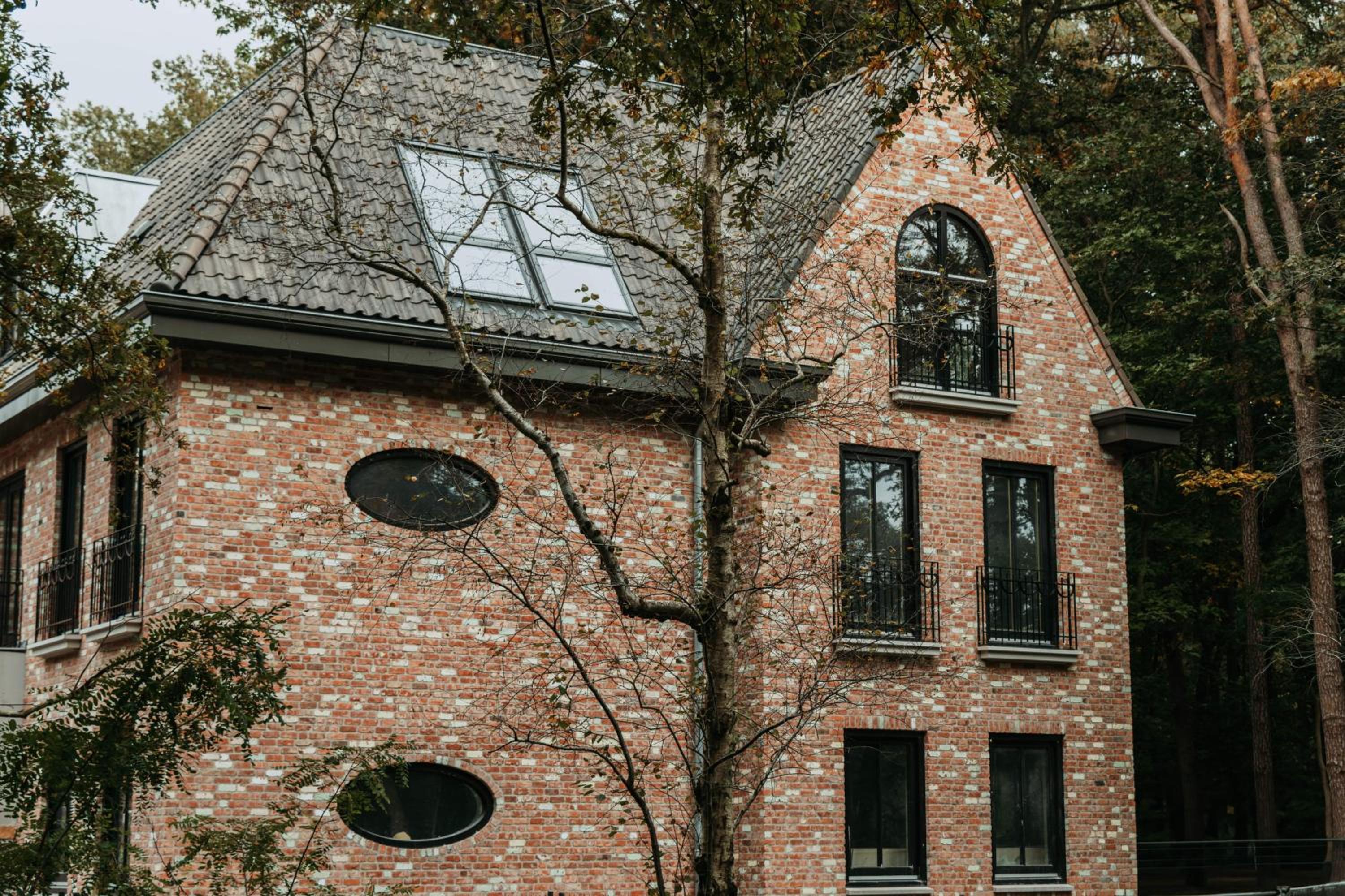 Hotel Bent - Image 1