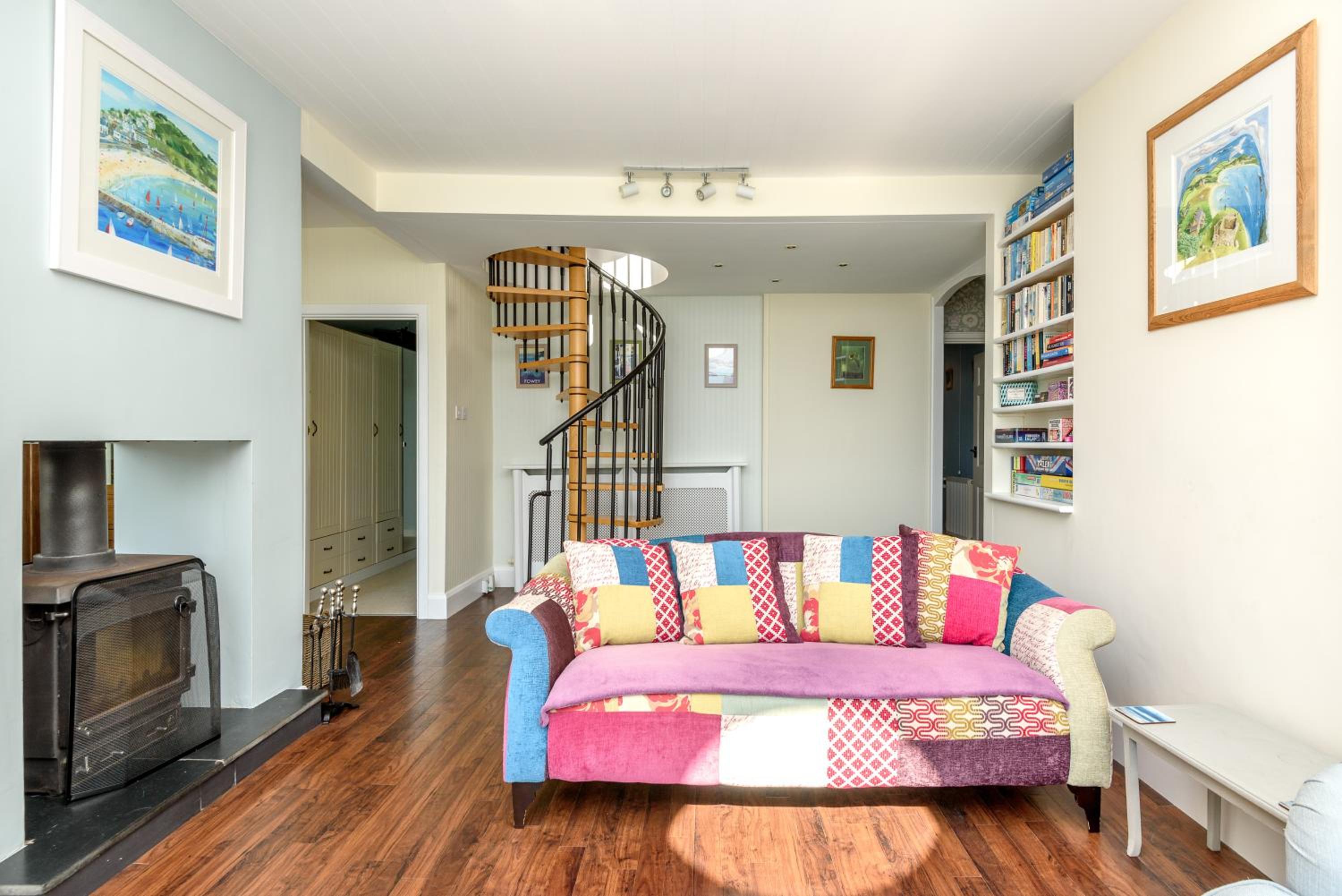 Beach Front House with Stunning Sea Views and Free Parking view 2