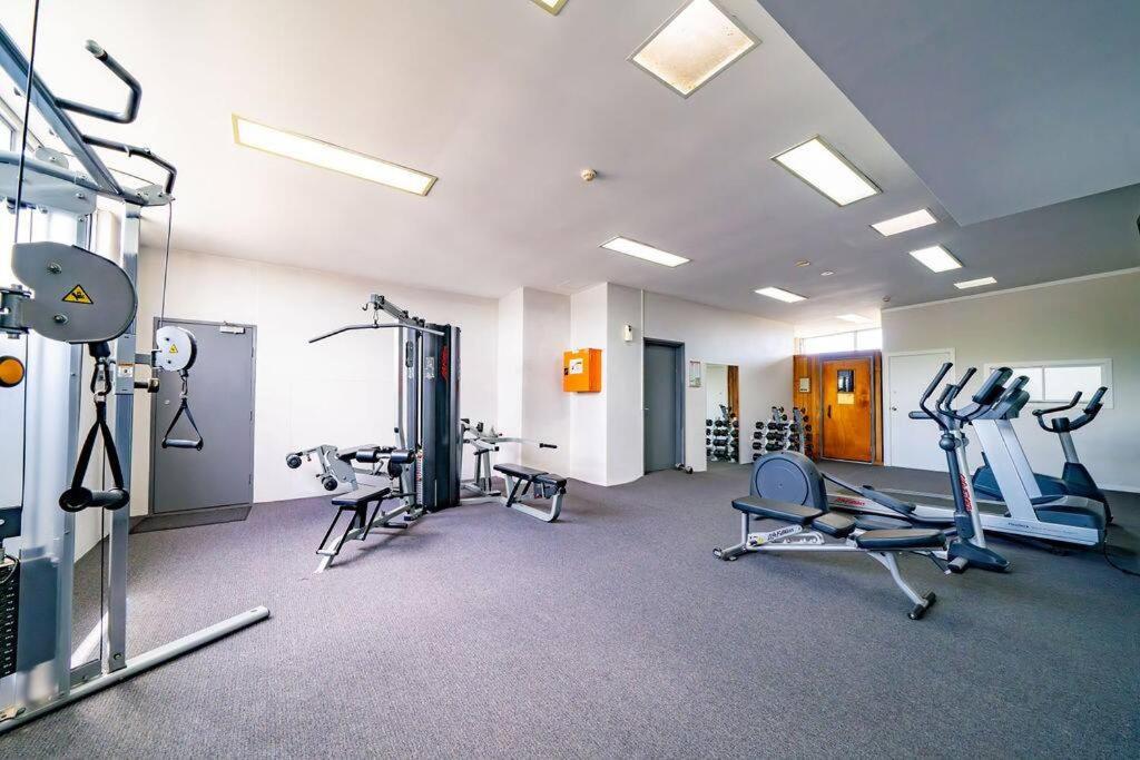 Stylish 1-Bedroom Stay with Balcony & Amenities