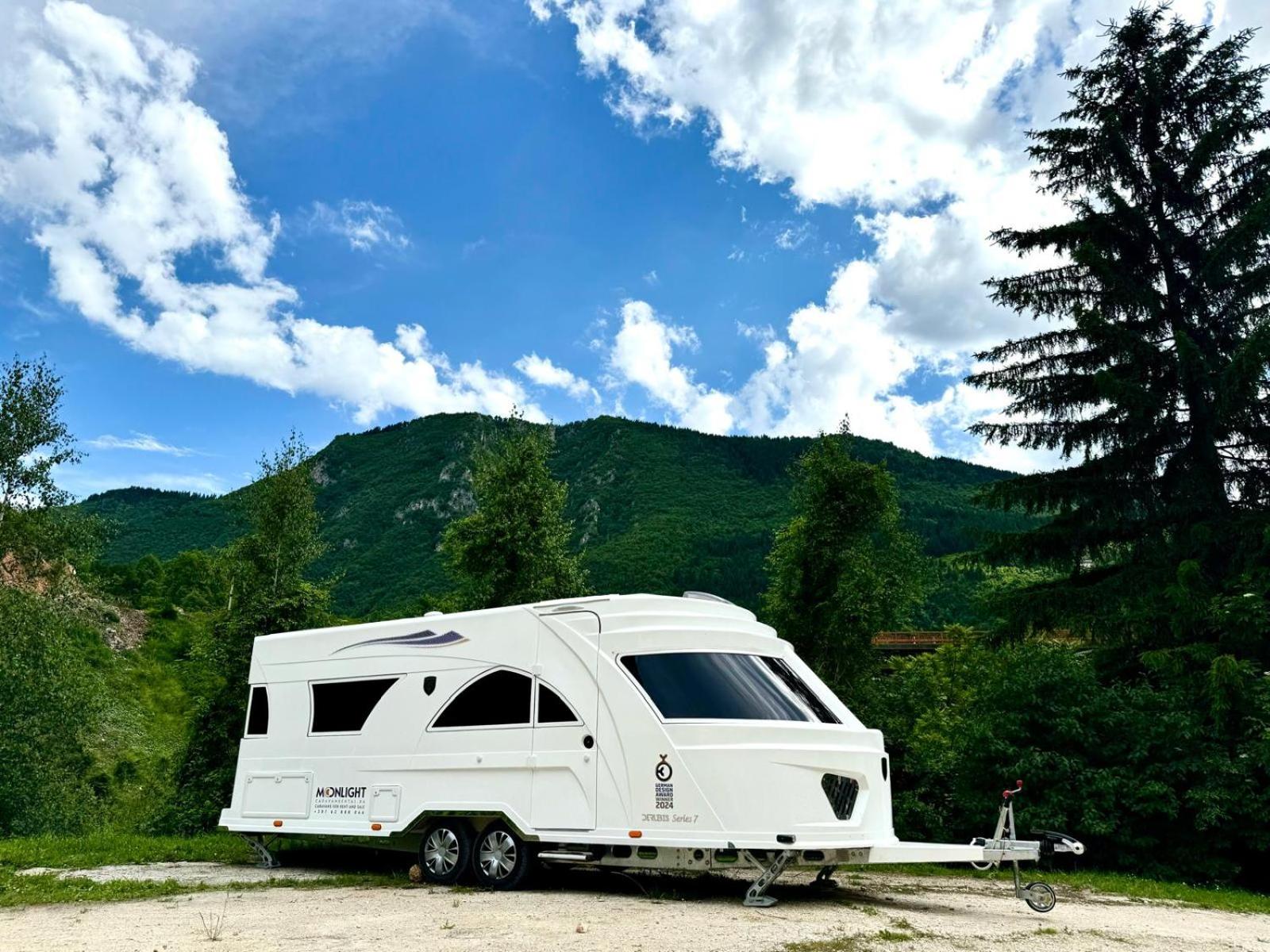 Moonlight Caravan Rental