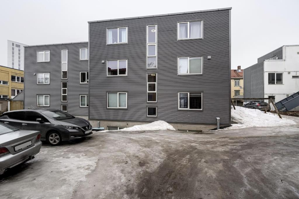 Central apartment in Tromsø, parking included