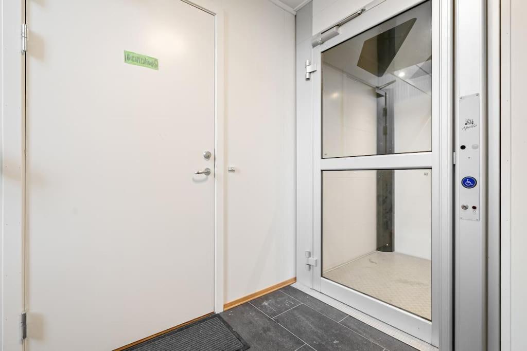 Central apartment in Tromsø, parking included