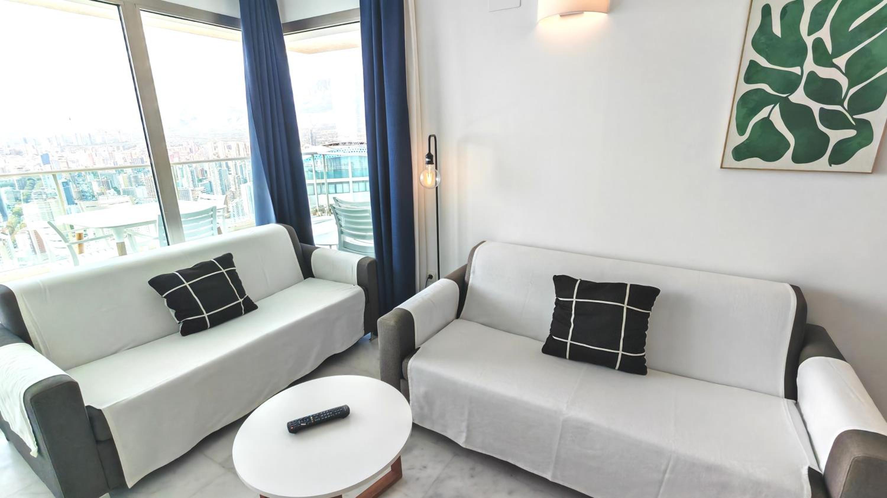 Floor 29 - Two-bedroom apartment with Sea Views