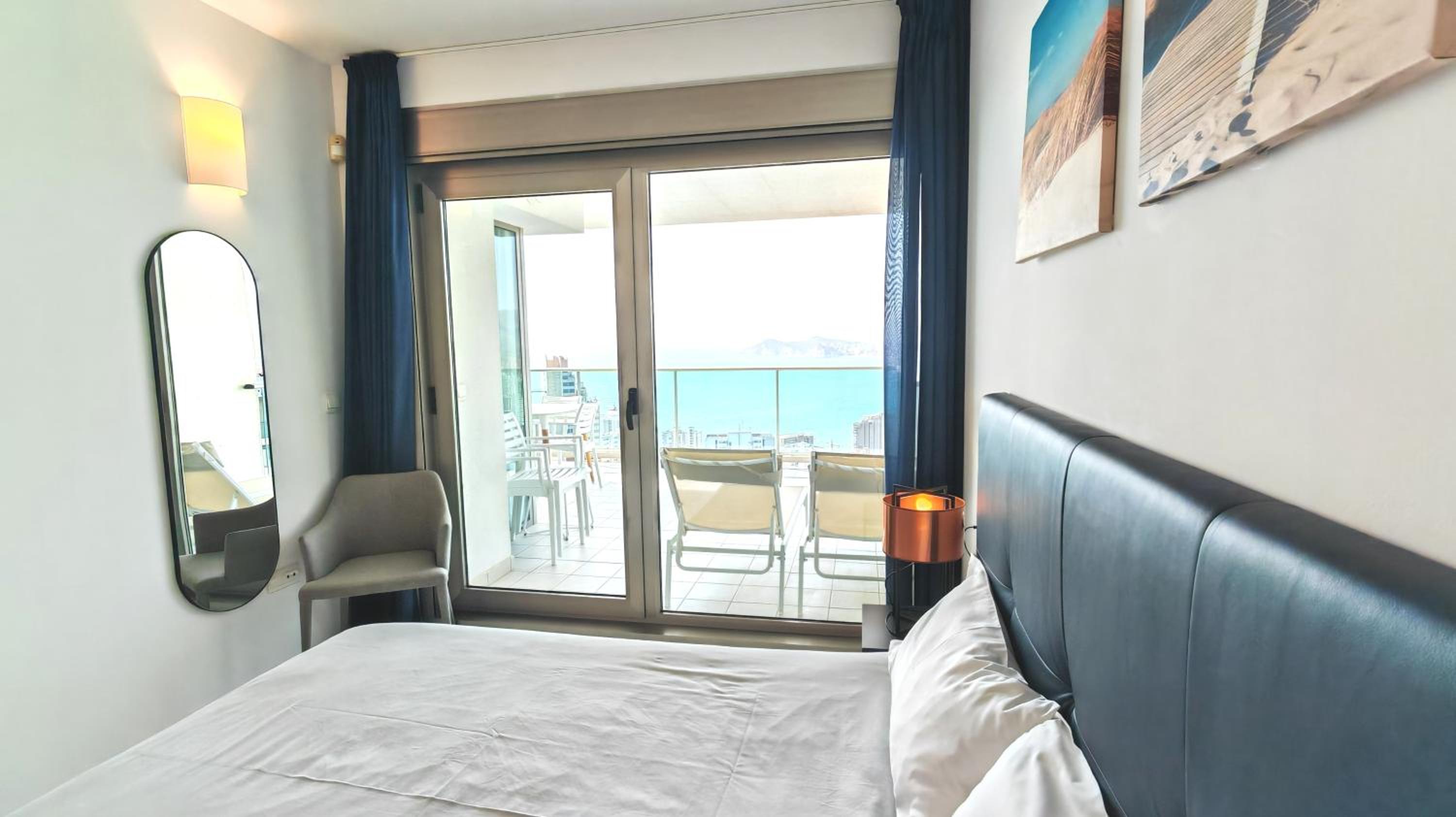 Floor 29 - Two-bedroom apartment with Sea Views