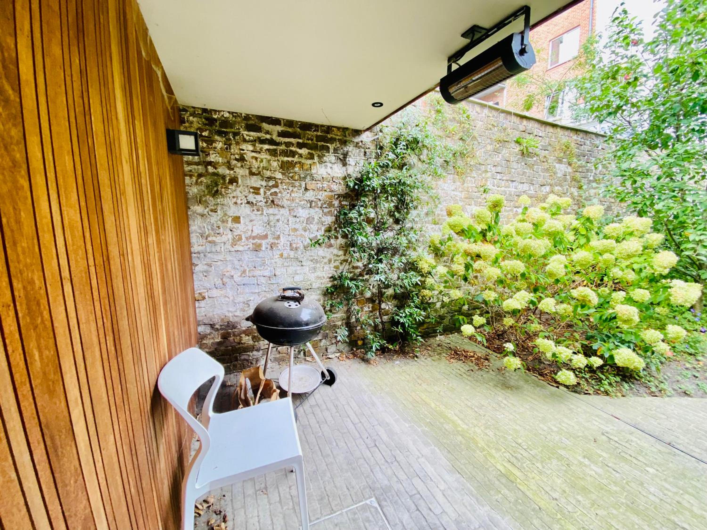 Blossom & Bloom - 3BR House with Garden near Centre