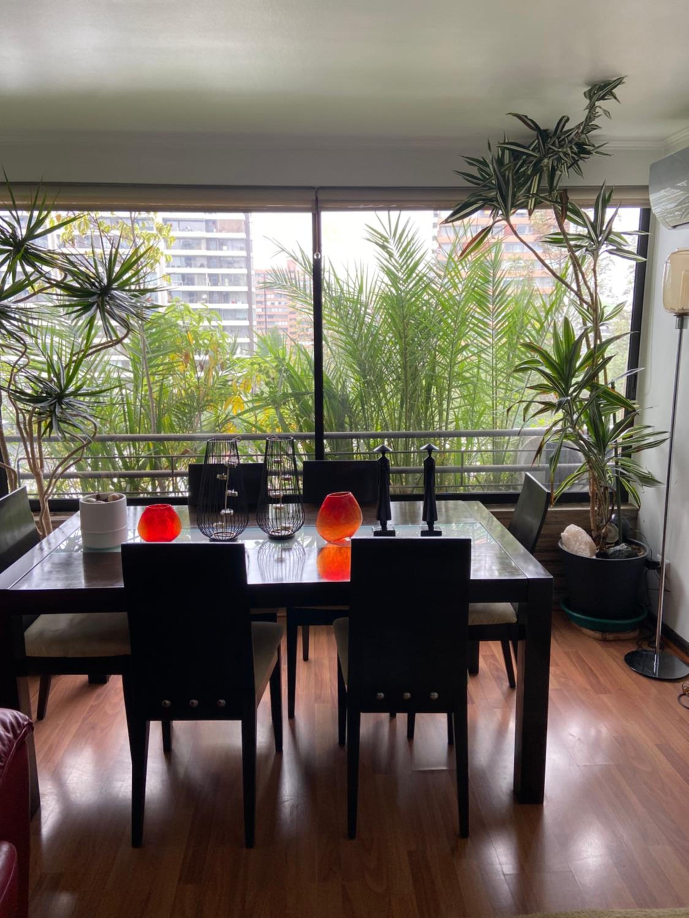 Excelente apartamento en las condes