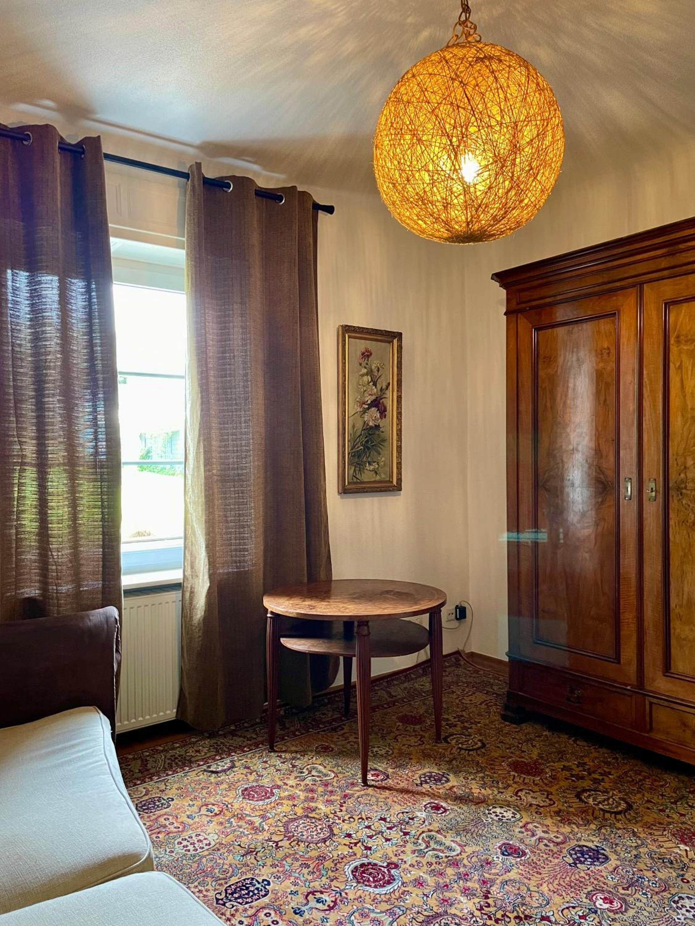 GUESTHOUSE Belle Epoque Today