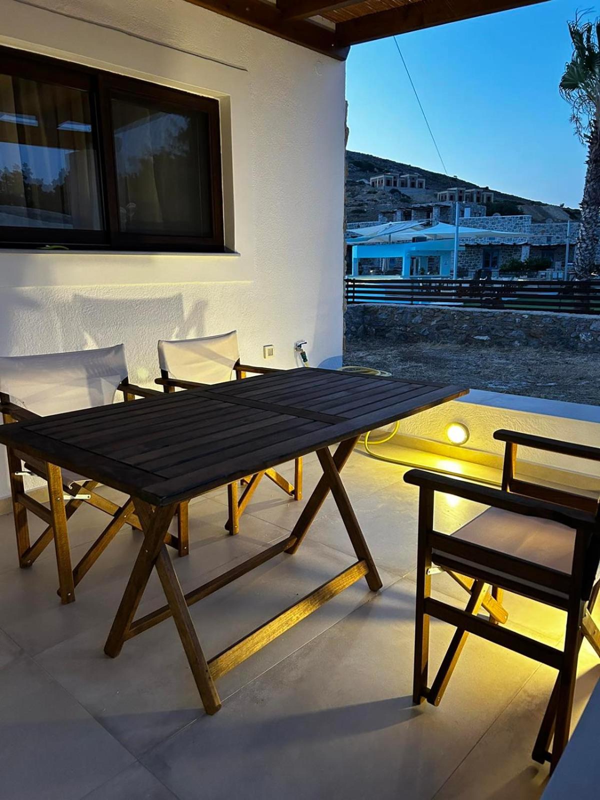 Stelios House in Pserimos view 4