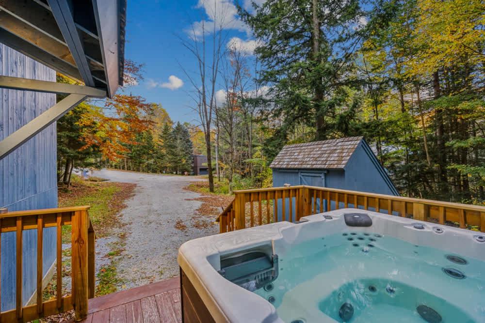 Hot Tub Sauna Firepit Nespresso Huge TV